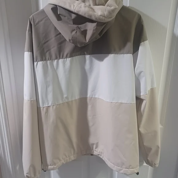 New Balance Windbreaker With Fleece Lining - Picture 4 of 5